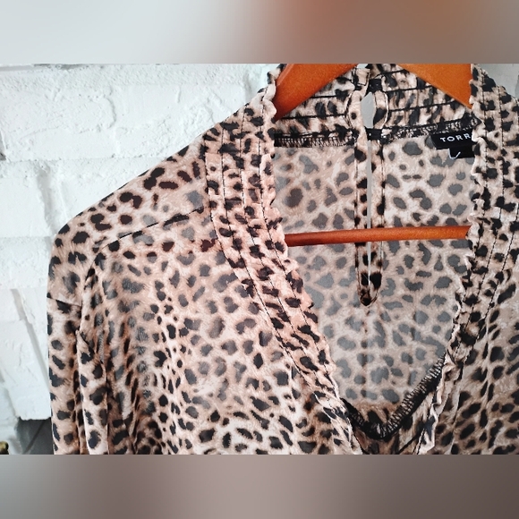 Torrid Leopard Print Blouse - Picture 5 of 11